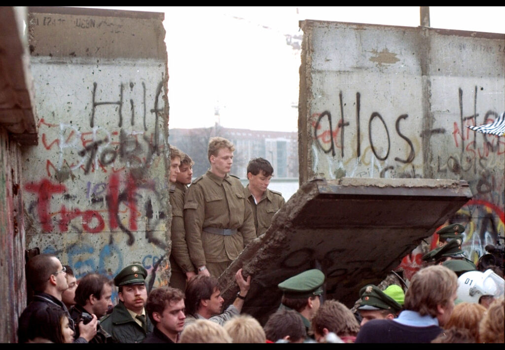 Helmut Kohl’s Letter Which Ended German Division