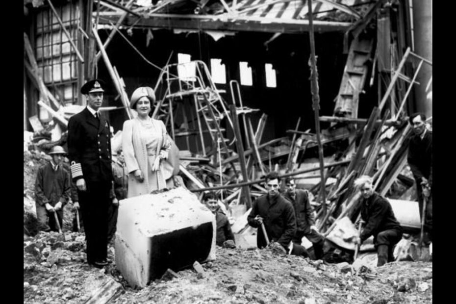 The Shocking Royal Letter to Buckingham Bombing in WWII